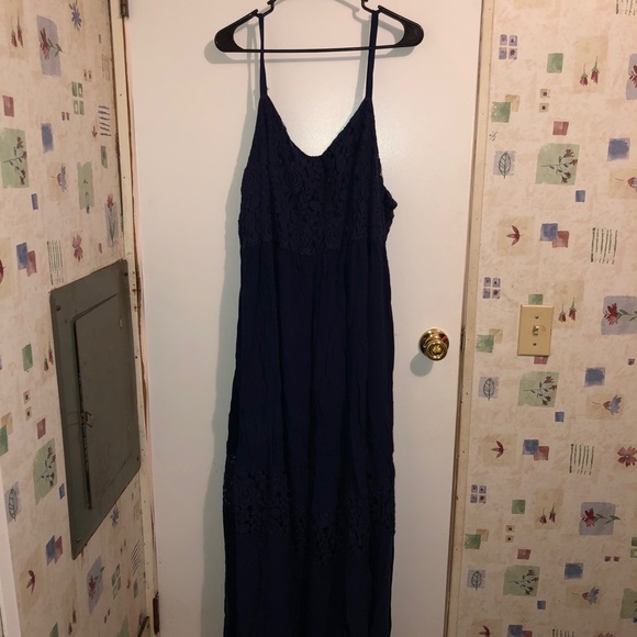 Torrid Maxi Dress - Picture 4 of 5